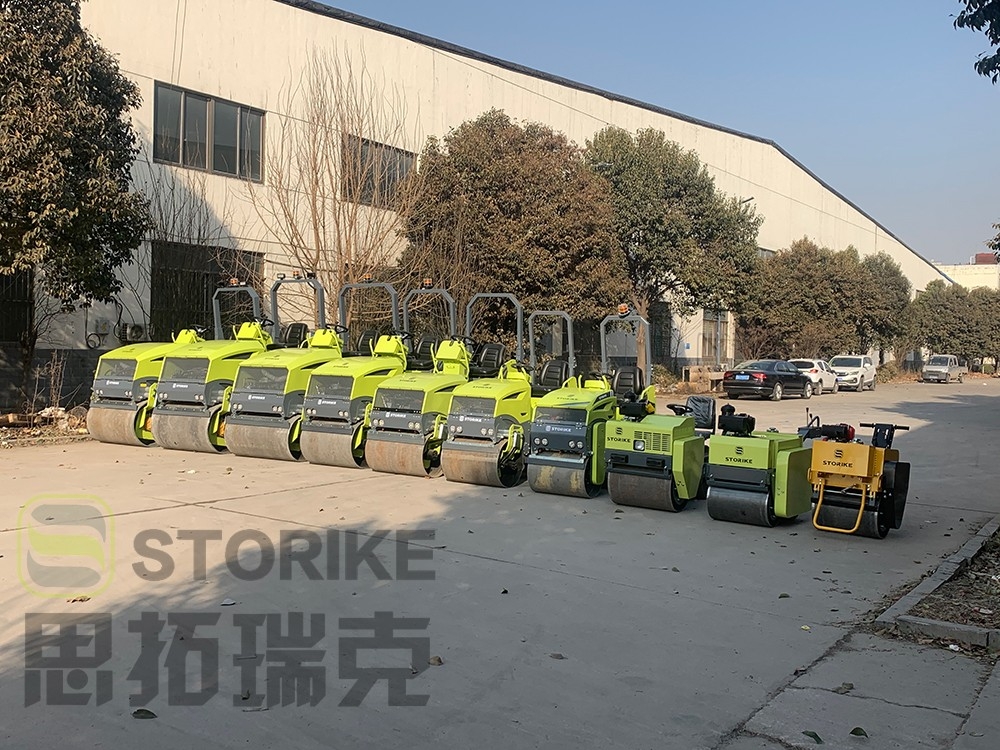 采購(gòu)小型壓路機(jī)不盲從，采購(gòu)知識(shí)要牢記