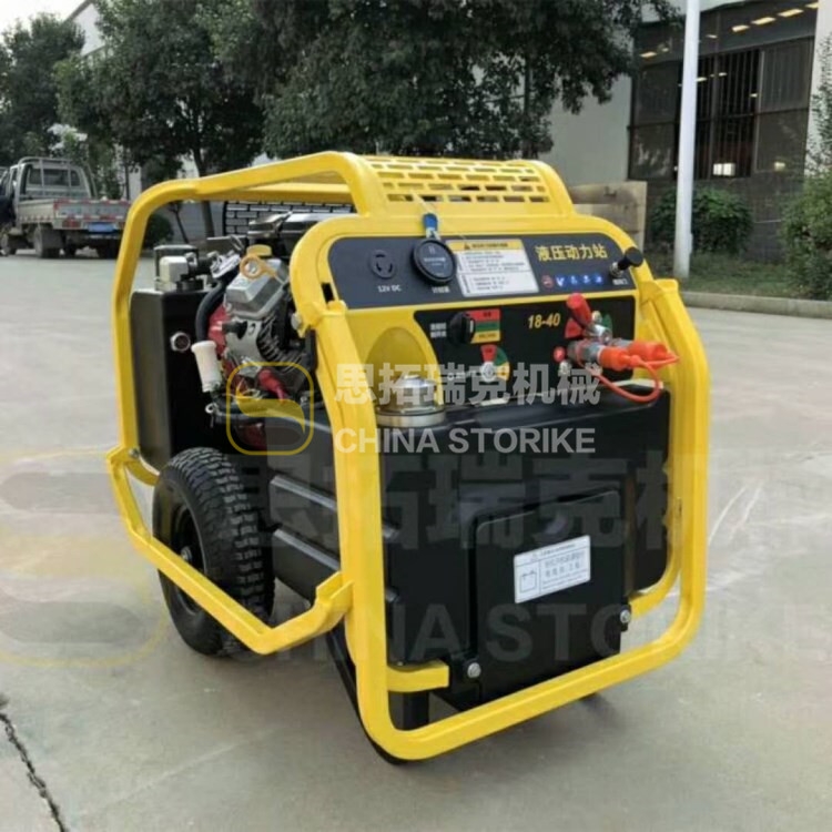 如何操作小型雙回路液壓動力站？
